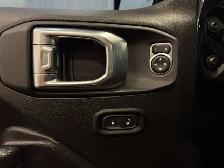 2022 Jeep Wrangler Unlimited Willys - Photo 18