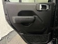 2022 Jeep Wrangler Unlimited Willys - Photo 37