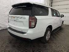 2023 Chevrolet Suburban LT - Photo 14