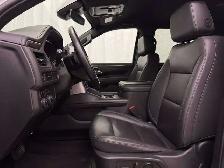 2023 Chevrolet Suburban LT - Photo 19