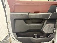 2022 Ford F-150 LARIAT - Photo 27