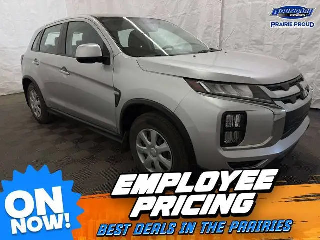 2021 Mitsubishi RVR ES
