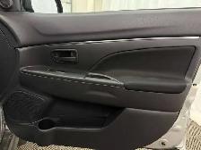 2021 Mitsubishi RVR ES - Photo 41