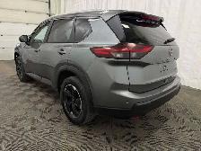 2025 Nissan Rogue SV - Photo 8