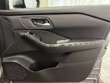 2025 Nissan Rogue SV - Photo 41
