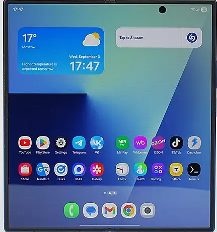 Pristine Samsung Galaxy Z Fold 7 - Blue Shadow 512GB