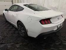 2026 Ford Mustang GT - Photo 9