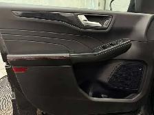 2024 Ford Escape ST-Line Select - Photo 17
