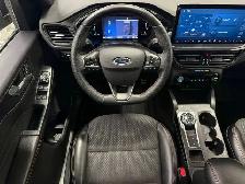 2024 Ford Escape ST-Line Select - Photo 24