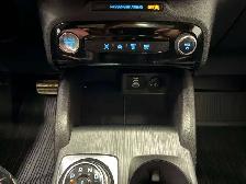 2024 Ford Escape ST-Line Select - Photo 31