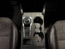 2024 Ford Escape ST-Line Select - Photo 32