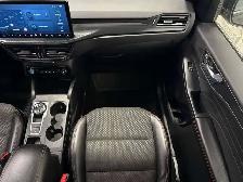 2024 Ford Escape ST-Line Select - Photo 34