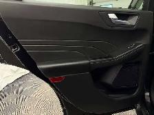 2024 Ford Escape ST-Line Select - Photo 37