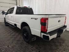 2024 Ford Super Duty F-350 SRW LARIAT - Photo 13
