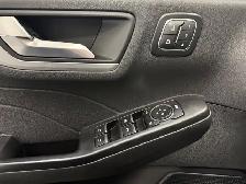 2025 Ford Escape Platinum - Photo 18