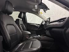 2025 Ford Escape Platinum - Photo 39