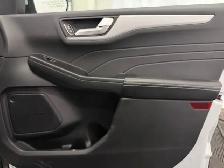 2025 Ford Escape Platinum - Photo 41