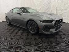 2026 Ford Mustang GT - Photo 2