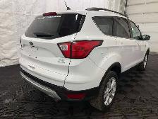 2019 Ford Escape SEL - Photo 17