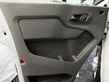 2025 Ford Transit Passenger Wagon - Photo 18