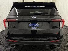 2026 Ford Explorer ST - Photo 10