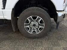 2025 Ford Super Duty F-350 SRW LARIAT - Photo 4