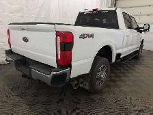 2025 Ford Super Duty F-350 SRW LARIAT - Photo 16