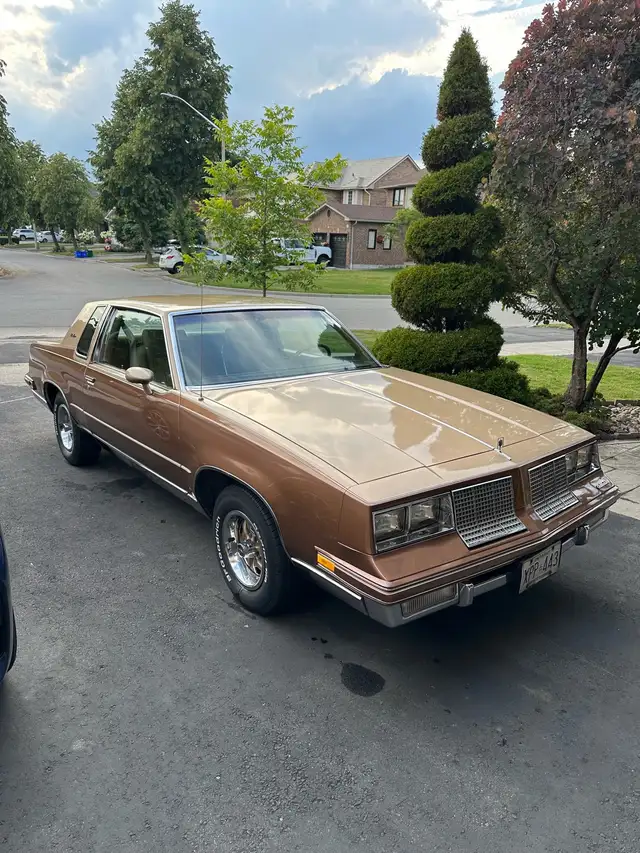 Oldsmobile Cutlass Supreme