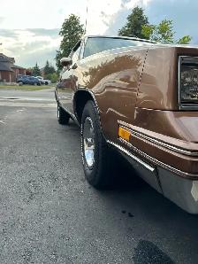 Oldsmobile Cutlass Supreme - Photo 3
