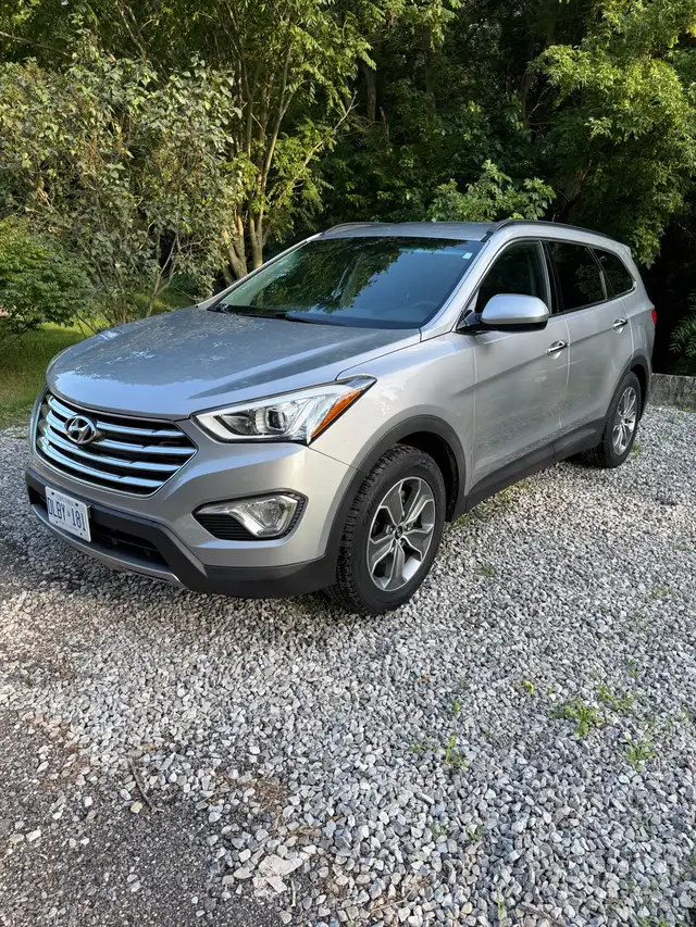 2016 Hyundai Santa Fe XL 3.3L AWD 7 passenger suv