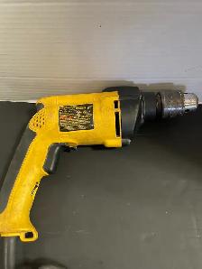 Dewalt DW511 Hammer Drill - Photo 2