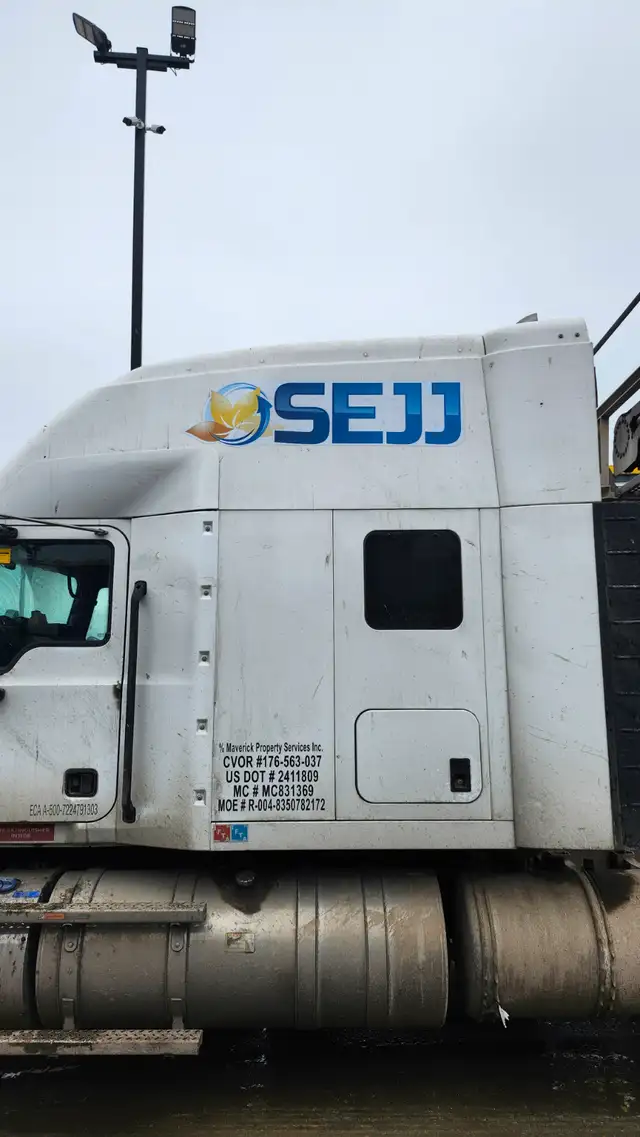 NOW HIRING: Drivers & Diesel Mechanics