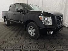 2019 Nissan Titan - Photo 2