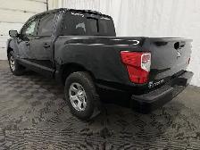 2019 Nissan Titan - Photo 10