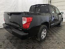 2019 Nissan Titan - Photo 16