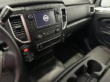 2019 Nissan Titan - Photo 23