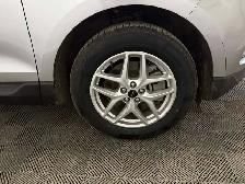 2023 Ford Edge SEL - Photo 3