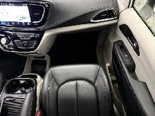 2023 Chrysler Pacifica Touring L - Photo 37