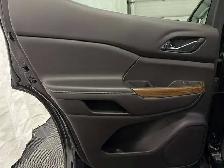 2023 GMC Acadia SLE - Photo 40