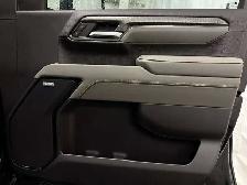 2025 Chevrolet Silverado 2500HD ZR2 - Photo 45