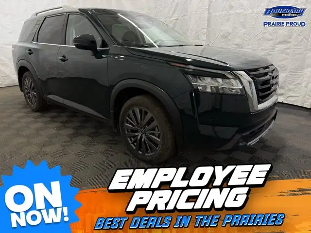 2024 Nissan Pathfinder SL