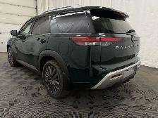 2024 Nissan Pathfinder SL - Photo 9