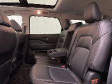 2024 Nissan Pathfinder SL - Photo 37