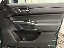 2024 Nissan Pathfinder SL - Photo 45