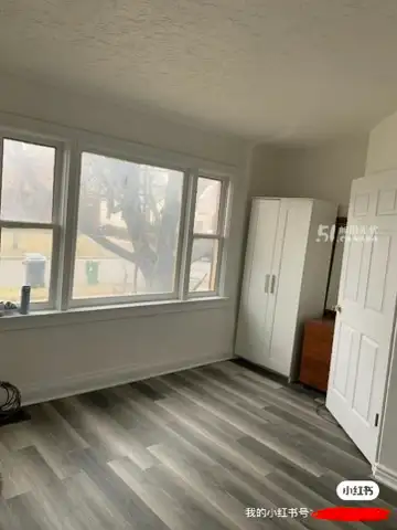 Rooms for Rent Near Yorkdale Mall — Available September 1