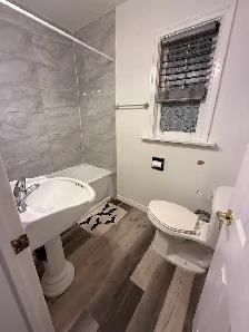 Rooms for Rent Near Yorkdale Mall — Available September 1 - Photo 7