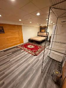 Rooms for Rent Near Yorkdale Mall — Available September 1 - Photo 12