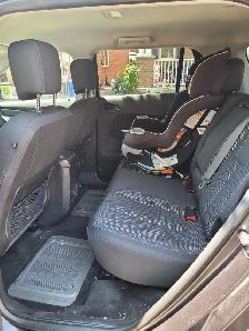 2014 GMC Terrain SLE-2 FWD – Black – 210,000 km – $5,400 - Photo 7