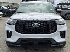 2026 Ford Explorer ST - Photo 4