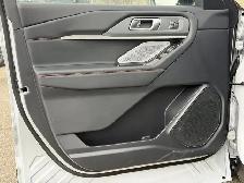 2026 Ford Explorer ST - Photo 12